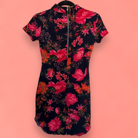 NWOT Floral High Neck Mini Dress - Picture 3 of 5